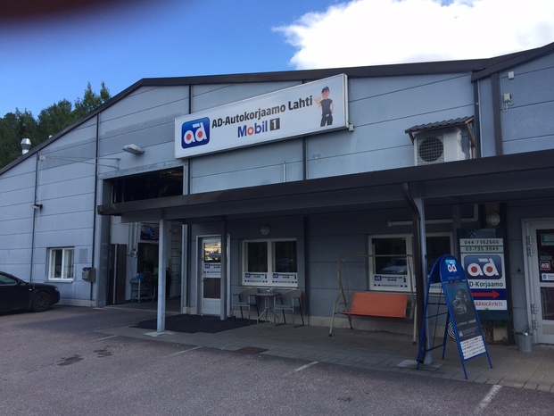 Kuva autohuoltoliikkeestä AD-Autokorjaamo Lahti Lahti
